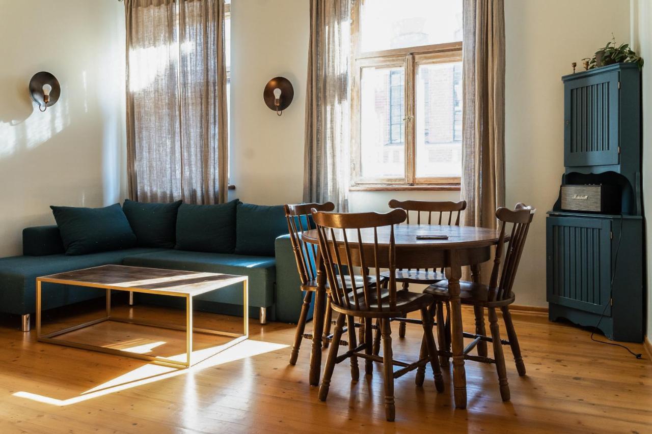 Rakstvezu Apartamenti 利耶帕亚 外观 照片